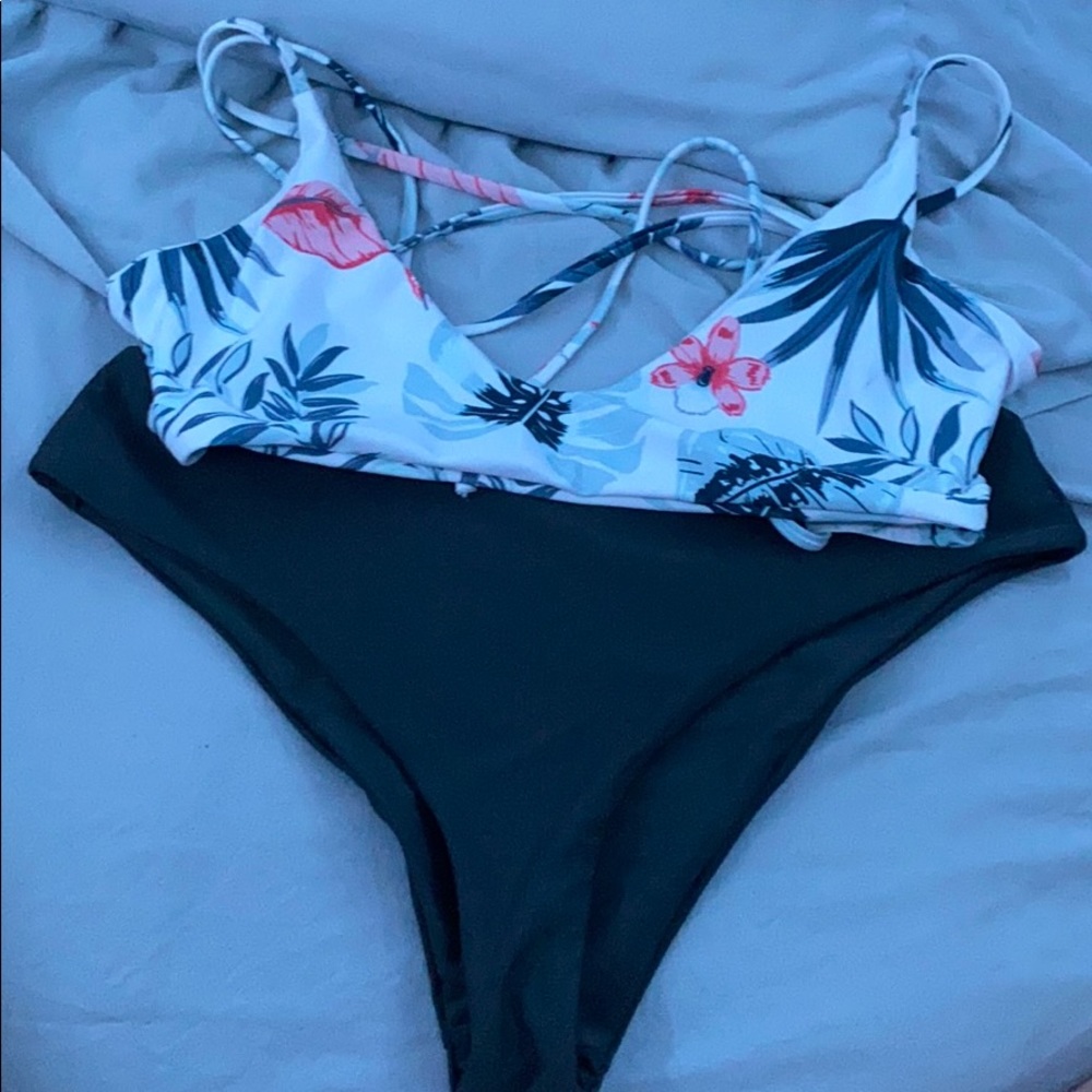 Bathing suit